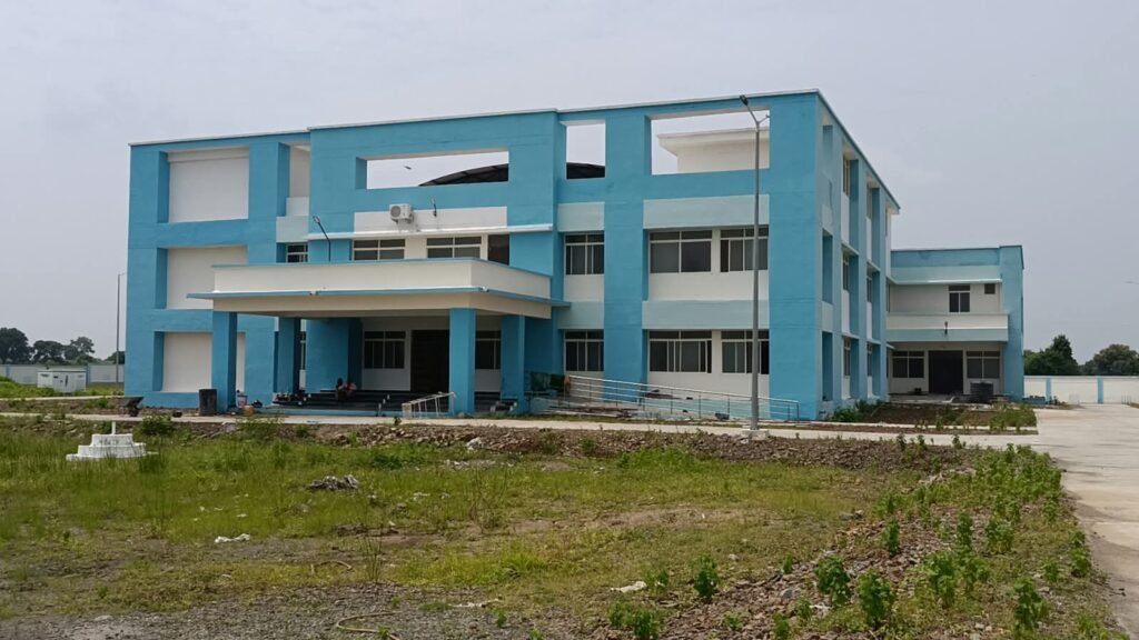 सिंगोट को मिली 30 बेड के अस्पताल की सौगात, ₹5.71 करोड़ से निर्मित सामुदायिक स्वास्थ्य केंद्र का आज लोकार्पण।