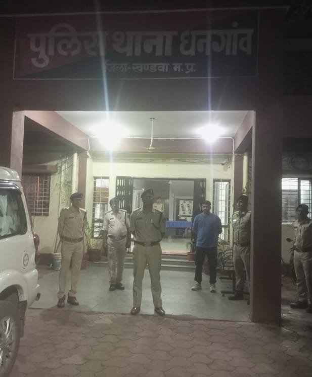अतिरिक्त पुलिस अधीक्षक (ग्रामीण) श्री गजेंद्र सिंह कंवर ने किया थाना धनगांव का आकस्मिक निरीक्षण*