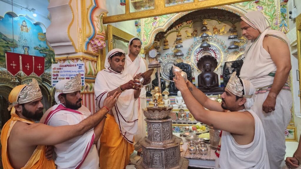 आकिंचन्य का विरोधी है परिग्रह – सबसे बड़ा पाप परिग्रह है और आकिंचन सबसे बड़ा धर्म, “संजयजी शास्त्री”