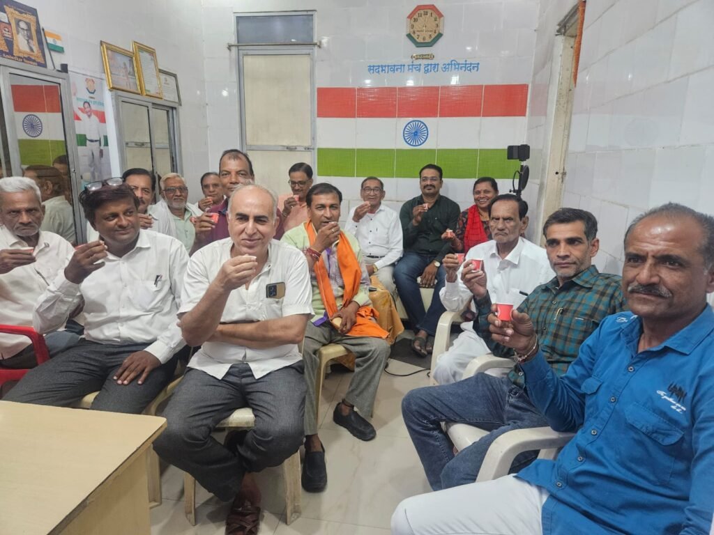 *अंतर्राष्ट्रीय कॉफी दिवस पर सद्भावना मंच ने कॉफी की चुस्कियों के साथ दिया सद्भावना का संदेश*