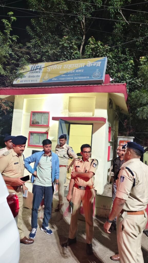 नवदुर्गा उत्सव को लेकर पुलिस ने कसी कमर, कानून व्यवस्था एवं सुरक्षा व्यवस्था की समीक्षा