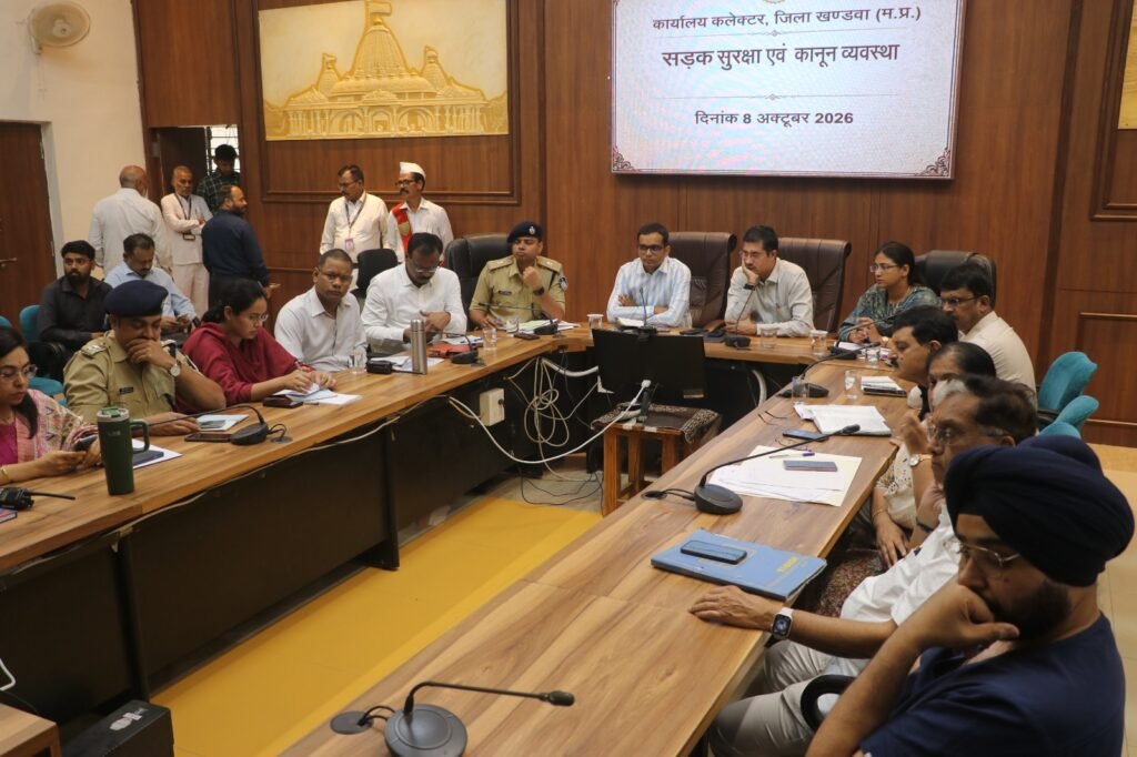 सड़क सुरक्षा समिति, NCORD, राहत राशि, टास्क फाॅर्स एवं आगामी कानून व्यवस्था की समीक्षा के संबंध में बैठक हुई सम्पन्न, सुरक्षित परिवहन एवं अन्य विषयों पर हुई चर्चा*