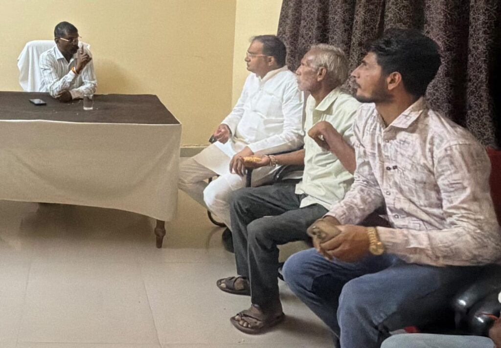 सोयाबीन के भाव में ₹400-500 का अंतर, आखिर किसान अपनी मेहनत का उचित दाम कैसे पाए?