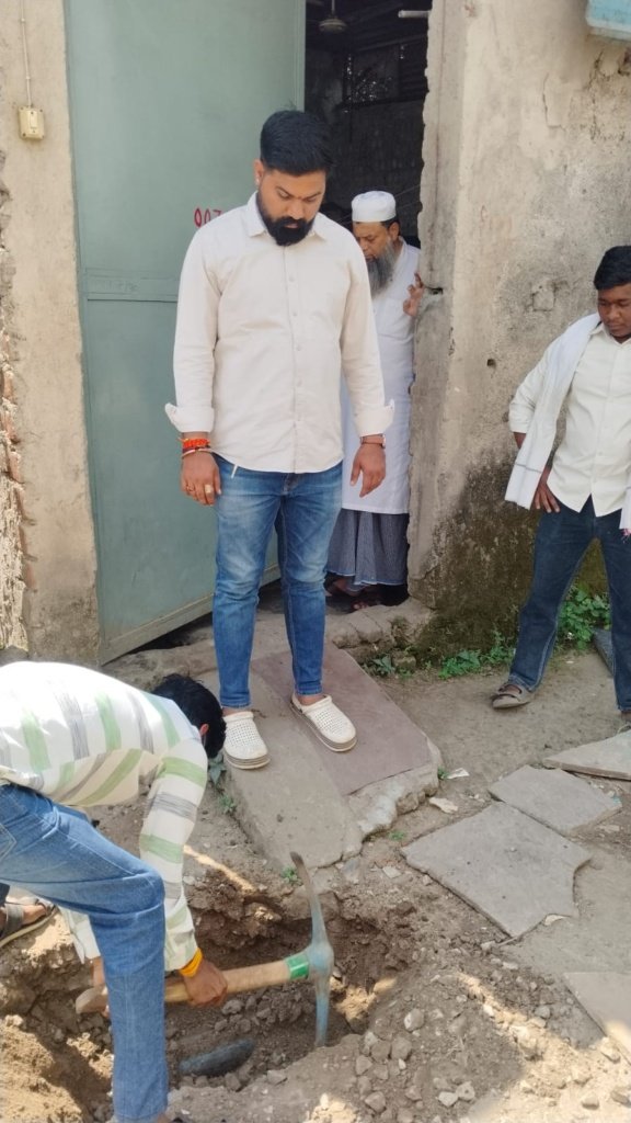 नगर निगम खंडवा के वसूली अभियान में 6.90 लाख रुपये से अधिक की बकाया राशि वसूल, बकायादारों पर तालाबंदी एवं नल कनेक्शन विच्छेदन की कार्रवाई*