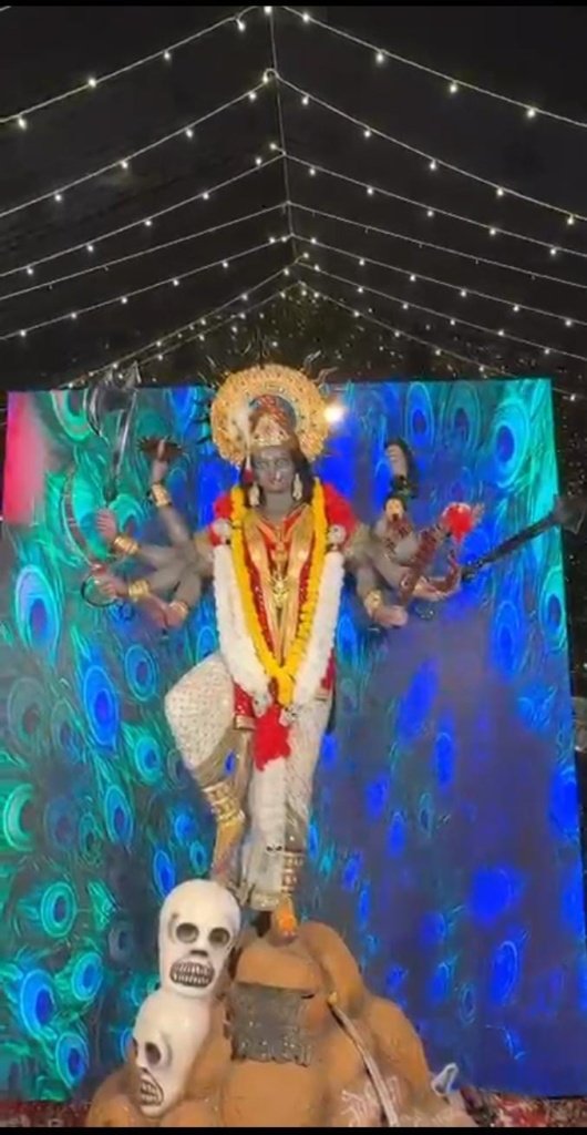 12 साल से विराज रहीं मां दुर्गा, इस बार खंडवा में होंगे उज्जैन के खड़े हनुमानजी के दर्शन।