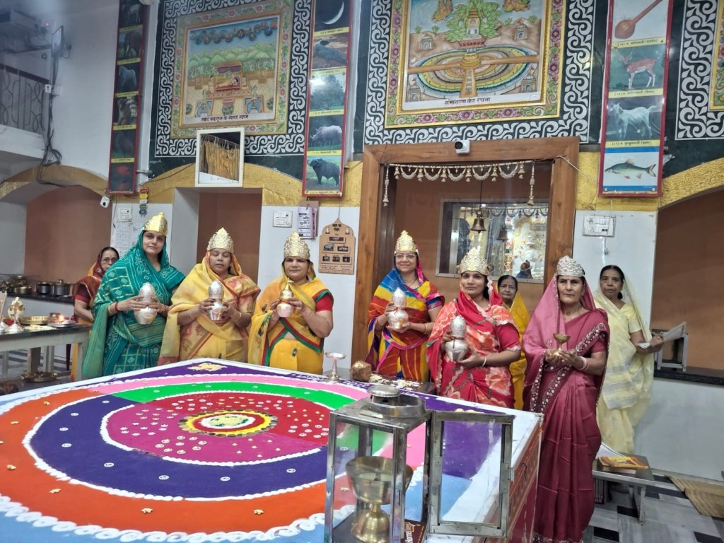 विश्व में शांति एवं सभी के कल्याण हेतु जैन मंदिर में चल रहा है नौ दिवसीय कल्याण मंदिर विधान।